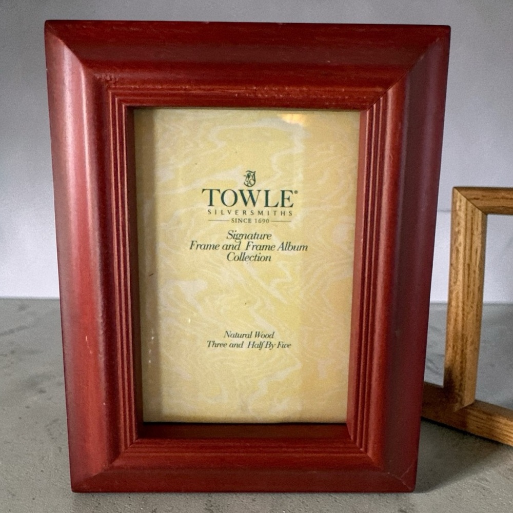 TOWLE SILVERSMITHS NATURAL WOOD 3.5X5 PICTURE FRAME
